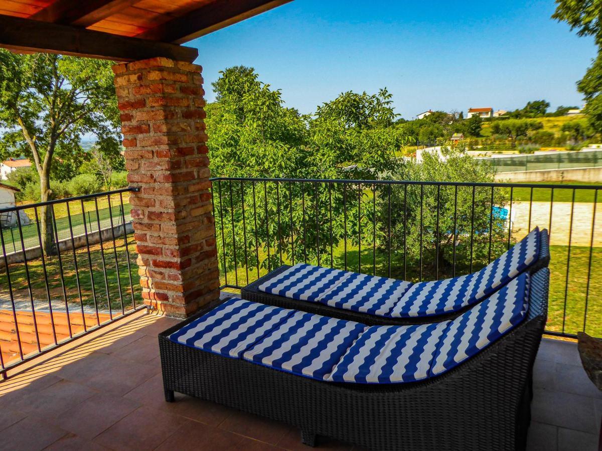 Kaštelir Casa Istriana Nona Pinaヴィラ エクステリア 写真